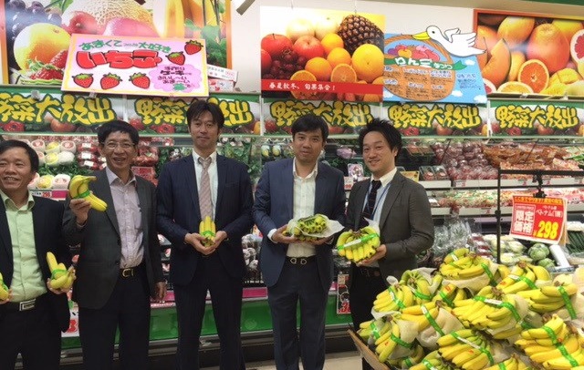 Chuối Việt Nam được bày bán tại siêu thị Don Kihote của Nhật Bản  - vnp chuoiVN1 -